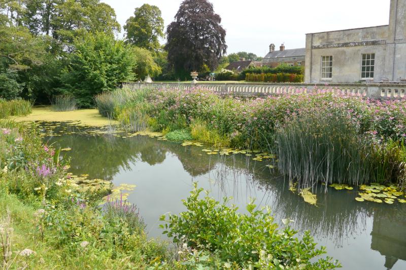 Dauntsey Gardens